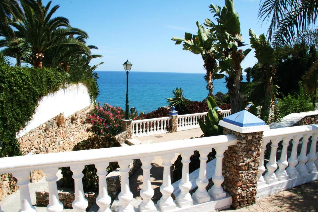 Verdemar Apartment With Sea View And Garden Нерха Экстерьер фото